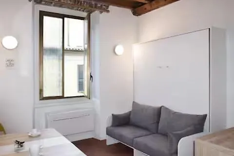 Piazza 5 Giornate Apartment Milan